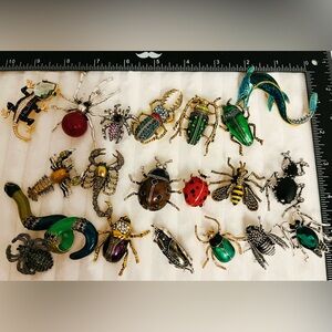 Lot 20 Vintage Style Insect Animal Brooches Rhinestone Enamel Beetle Spider Ant